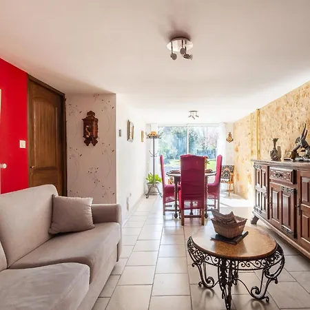 Charming Holiday With Swimming Pool Semesterbostad Saint-Leon-sur-Vezere