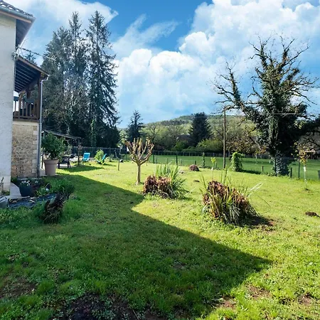 Charming Holiday With Swimming Pool